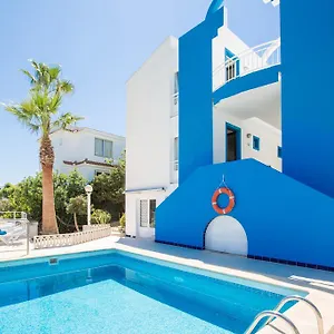 https://estel-blanc-apartments-adults-only.balearic-islands.net